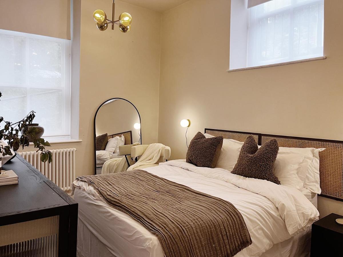Luxury 2 Bedroom Flat In Central Todmorden Exterior photo